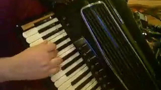 Japanese Accordion: Ringo No Uta