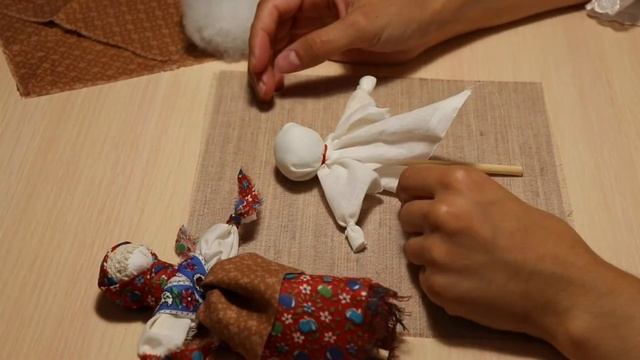 Мастер-класс по народной кукле скрутке "Купавка" смотреть онлайн