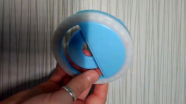 Распаковка кольцевой лампы с OZON. смотреть онлайн