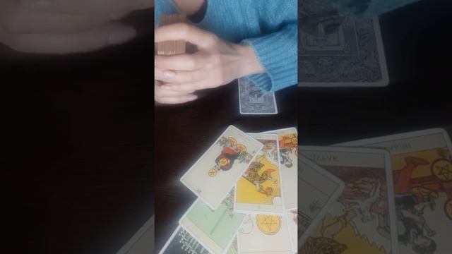 Анализ на таро. Мысли, чувства, действия загаданного человека к вам. 11.01.22💯💥💝 смотреть онлайн