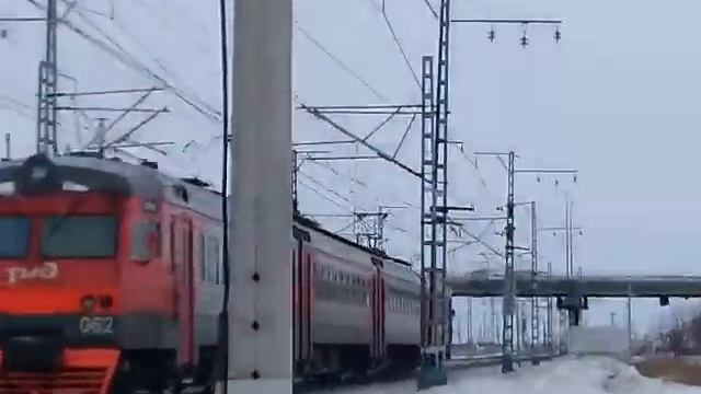 Электропоезд ЭТ2М-062 с пригородным поездом №6975/7711 Петропавловск-Петухово-Макушино смотреть онлайн