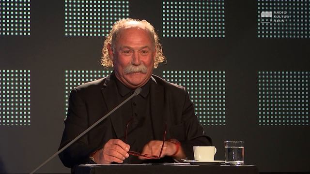 Auf eine Melange mit Musalek (34) "Philia, Eros und Agape: Zeiten des Hasses brauchen Liebe" смотреть онлайн