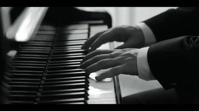 Стих "Она начинает тебя забывать" читает парень смотреть онлайн