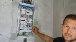 Монтаж электрощита, основные узлы и подключения.