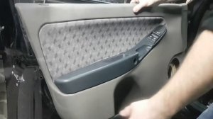 Меняем личинку замка Лада Калина Гранта. Разбор в деталях. Снятие обшивки. Замена ручки двери Грант