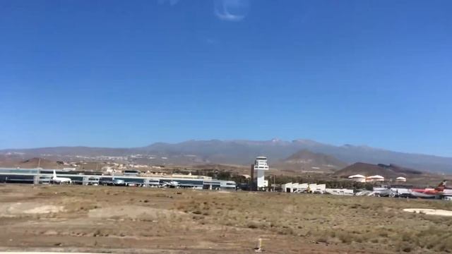 Tenerife Reina Sofia Airport take-off смотреть онлайн