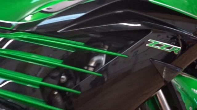 2017 Kawasaki ZZR1400 Performance Sport