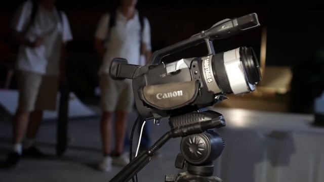 Canon XM2 projector - FINTA смотреть онлайн