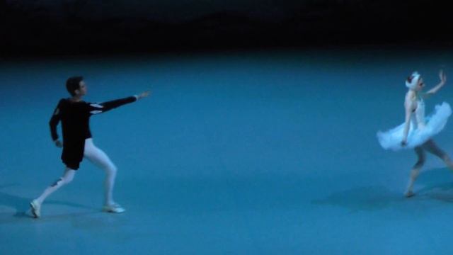 06/07/18 Swan Lake Act I: Angelina Vorontsova and Ernest Latypov. Entrance of Odette смотреть онлайн