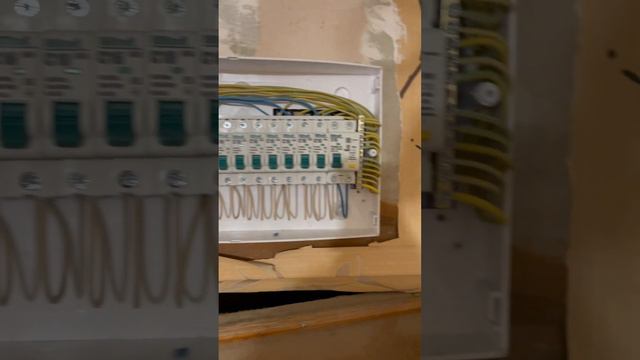 Перенос счётчика в подъезд при замене эл.проводки смотреть онлайн