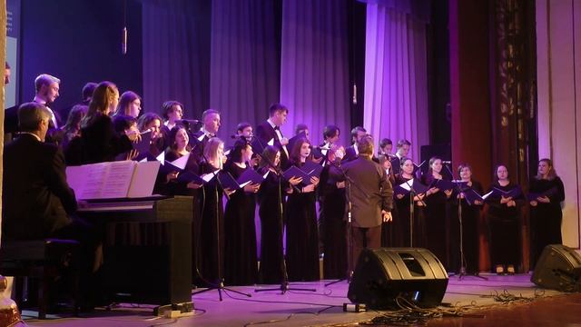 Хоровая капелла АлтГУ - «Старый клён» (композитор Александра Пахмутова, стихи Михаила Матусовского) смотреть онлайн