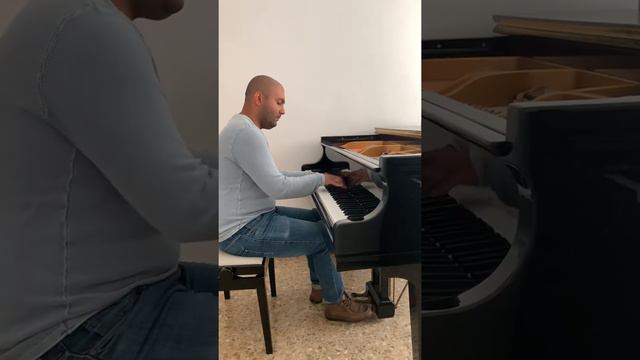 Sia - The greatest, piano (Peter Bence version) смотреть онлайн