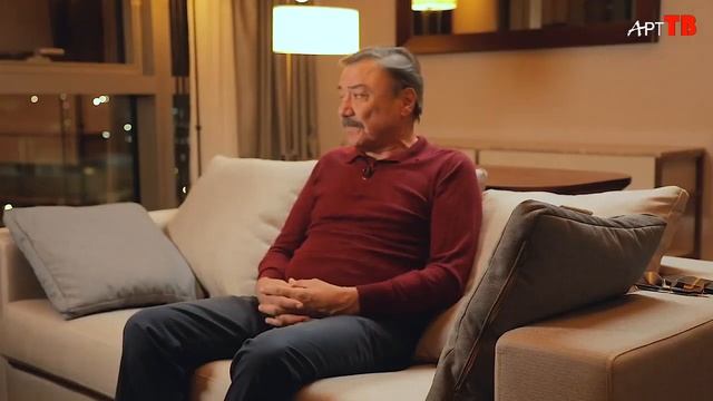 Народный артист Узбекистана, актер, режиссер, сценарист: САГДУЛЛАЕВ РУСТАМ АБДУЛЛАЕВИЧ смотреть онлайн