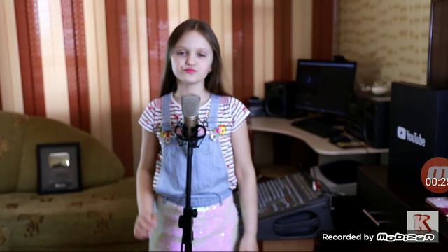 Яна Горная VS Ксения Левчик смотреть онлайн