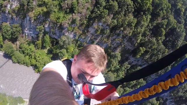 Прыжок в SkyPark Сочи смотреть онлайн