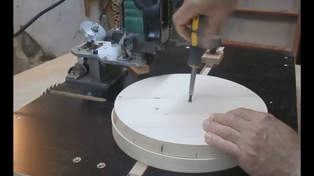 Изготовление декора на фрезерном станке. Часть 1. Making wooden molding. смотреть онлайн