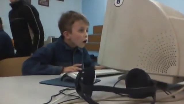 В компьютерном клубе смотреть онлайн
