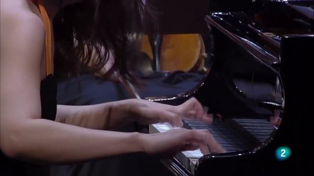 Yeol-Eum Son (손열음) Gulda Play Piano Play Nº 6 Presto Possibile смотреть онлайн