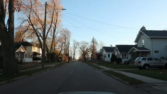 LANSING MICHIGAN HOODS смотреть онлайн