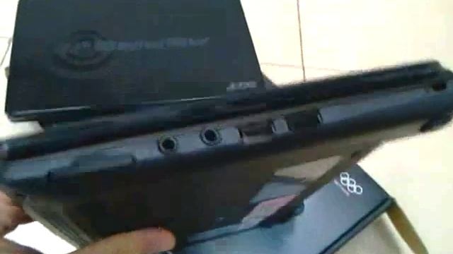 Best Laptop Processor - Acer Aspire One AOD257 Hands-On Review смотреть онлайн