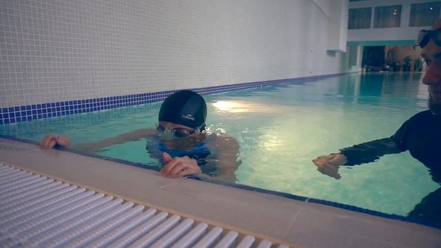 Учимся плавать Шаг 4 Правильное дыхание смотреть онлайн