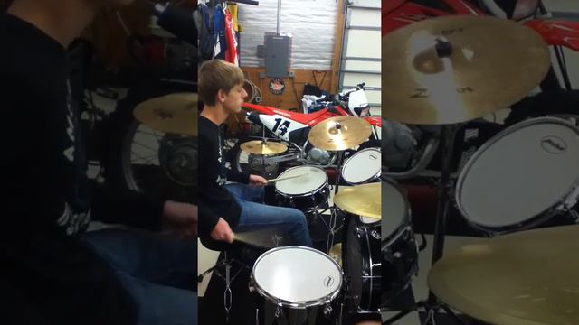 somebody told me drum cover смотреть онлайн