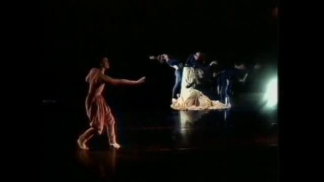 The Night Swallowtail (fragment) - choreography by Olga Bavdilovich смотреть онлайн