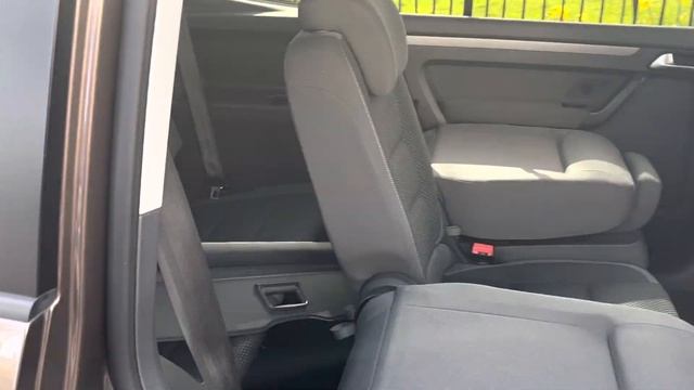 VW Touran 1.6 BMT S 105PS 7 Seater смотреть онлайн