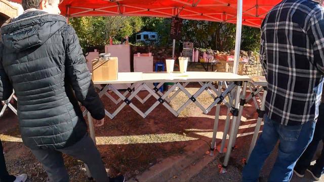 VIDE GRENIER : JE CLÔTURE LA SAISON EN BEAUTE смотреть онлайн