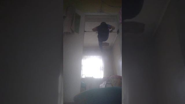 как сделать элемент крутку назад