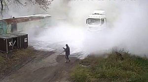 НАКРЫЛО...ВЗРЫВ МУКИ В МУКОВОЗЕ