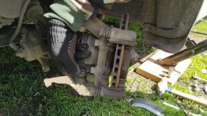 Замена передних тормозных колодок на Lanos