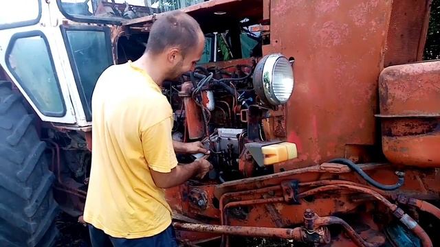 Запуск трактора Юмз 6 после 2 лет простоя. смотреть онлайн