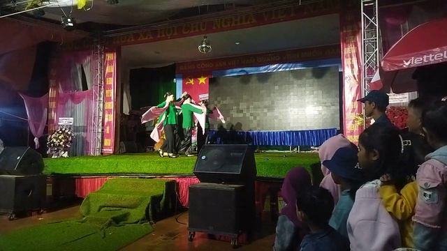 Hoàng Xuân Vịnh Ea Tar смотреть онлайн