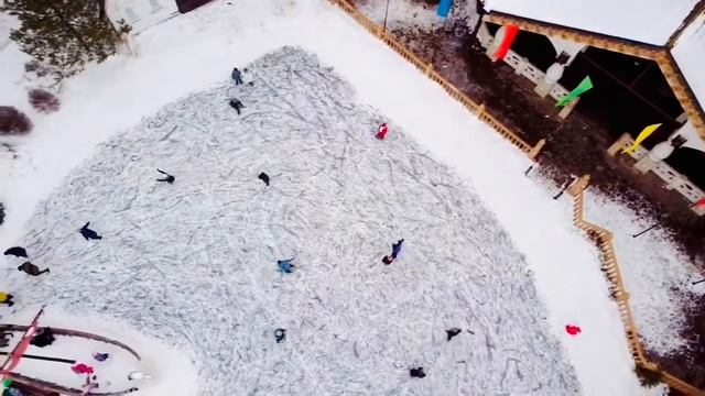 Каток в Развлекательном комплексе 