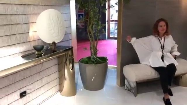 Новинки известных мебельных брендов на выставке Saloni Del Mobile 2019 в Милане смотреть онлайн