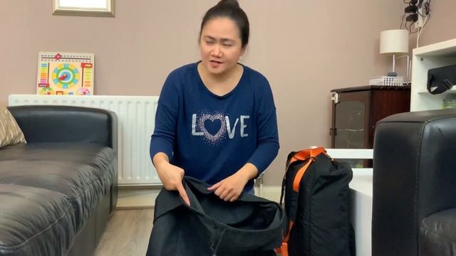 Minnebaby vs GB Pockit Stroller Bag Review | K's Mum смотреть онлайн