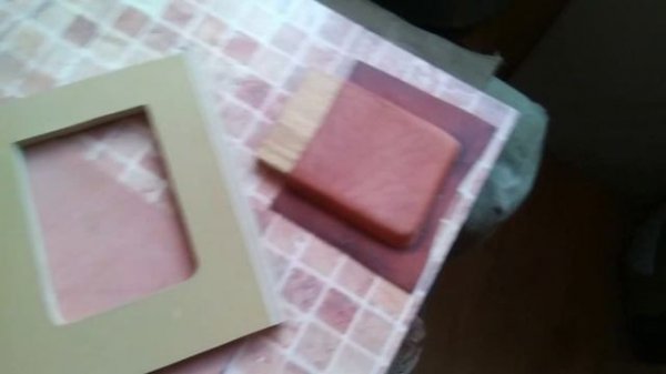 Идеальная формовка кожи.Perfect skin molding Desktop charging case for phone.