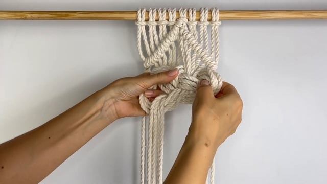 DIY Macrame Pattern: Macrame Diamond Pattern #20 / Josephine Knots Diamond Pattern / Macrame Ideas смотреть онлайн