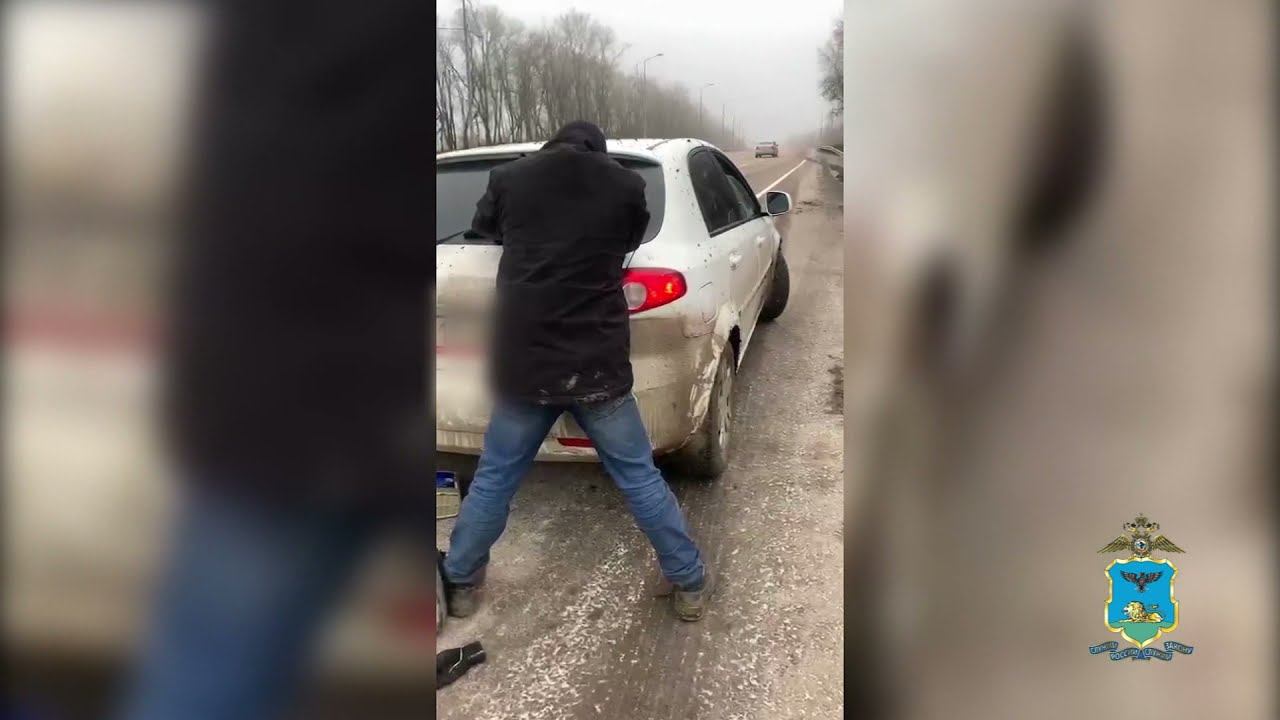 Сотрудники ГИБДД задержали водителя, перевозившего особо крупную партию наркотиков смотреть онлайн