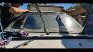 ИЖ 2717 Ода / Снятие стекла / Ремонт рамки лобового стекла.