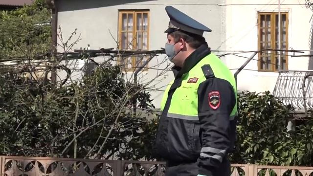 В Абхазии на постах ГАИ работают сотрудники одеты в форму Российской полиции смотреть онлайн