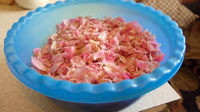 Варенье из липестков шиповника смотреть онлайн