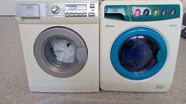 Toy wash race: Waterproof AEG Electrolux lavamat VS Candy смотреть онлайн