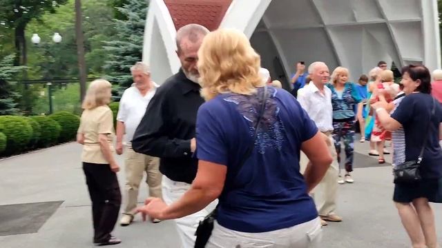 А ПОТОМУ, ЧТО В НЁМ ДУША ЖИВЁТ! ИЮЛЬ 2023 ТАНЦЫ ХАРЬКОВ УКРАИНА смотреть онлайн