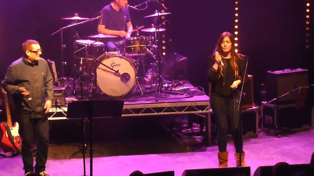 "Costa Del Sombre" - Paul Heaton & Jacqui Abbott @ Shepherds Bush Empire 27 May 2014. смотреть онлайн