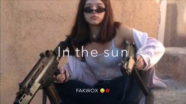 Кто тут панда? Трек не антракт. Ты не мантра. I am god bless. Точно не пропаганда.I am god bless! смотреть онлайн