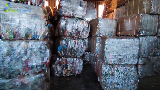 Кипы прессованных бутылок, канистр, флаконов, тетрапак, ящиков в Ярославле в компании Торгвторма смотреть онлайн
