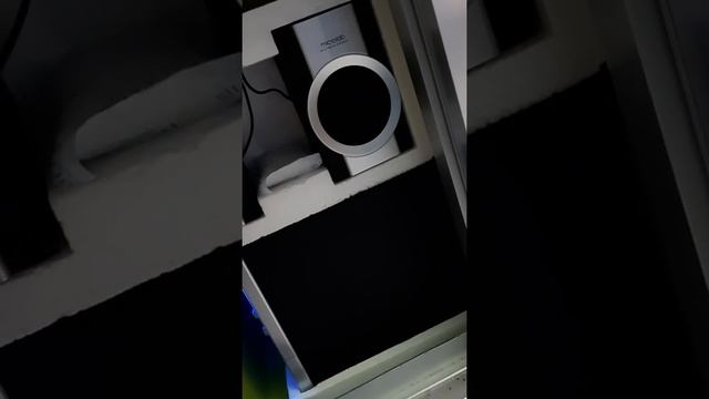 Microlab M590 sound test смотреть онлайн