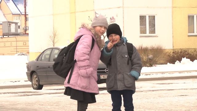 Доверенные лица проводят пикеты в поддержку кандидатов в депутаты смотреть онлайн